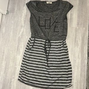 Gray love short dress ruched waist with pockets